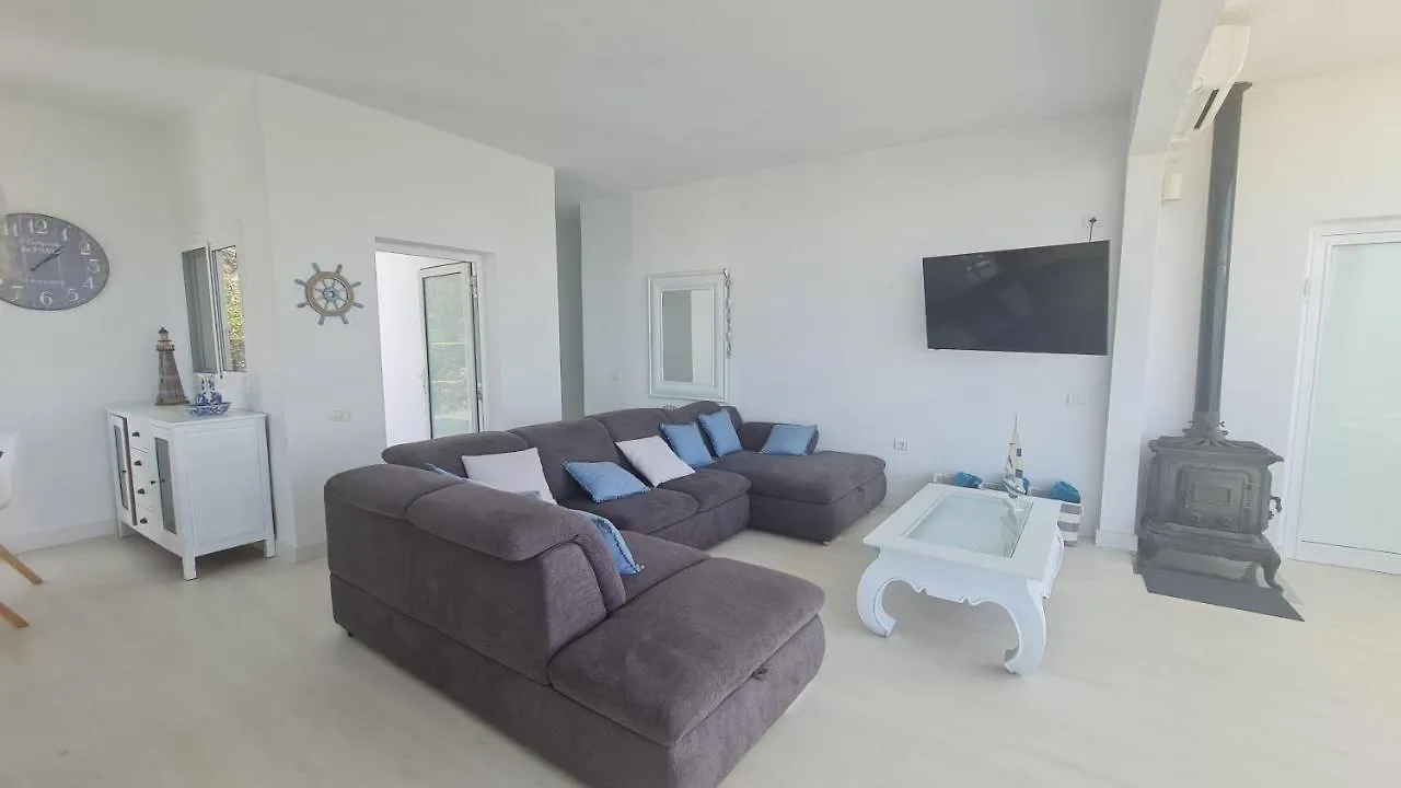 Holiday home Casa Villamaravilla Ii, Isla De El Hierro Frontera